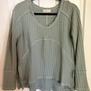 Sage Green l/s sweater knit top size M